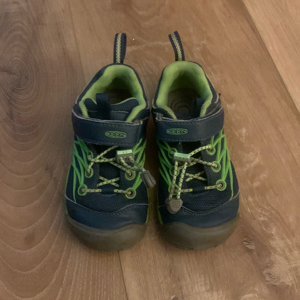Keen shoes, kid size 11